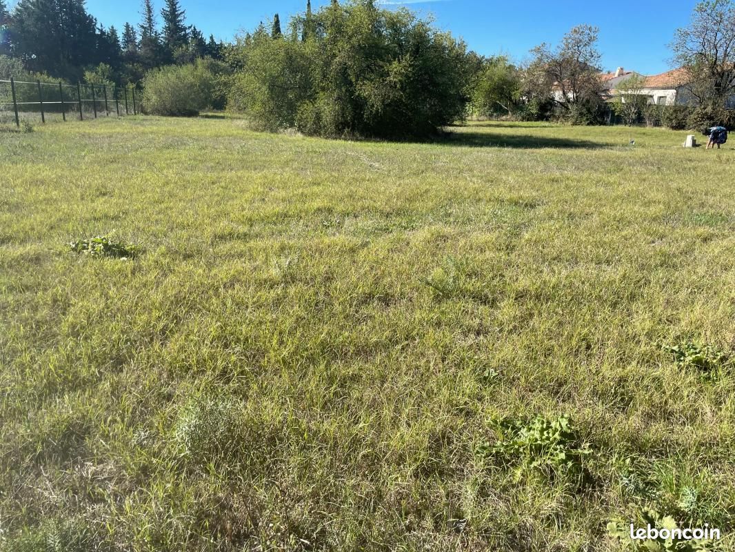 Terrain 600 m² · à Carpentras · 149 500 €