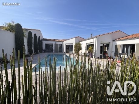 Maison 5 pièces 168 m² · à La Flotte · 168 m² · 1 450 000 €