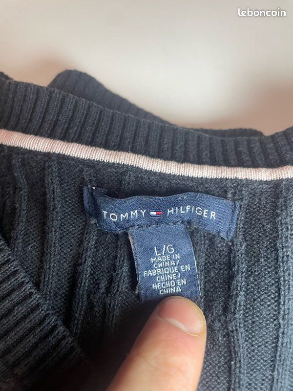 Pull tommy Hilfiger torsadée noir (image 7)
