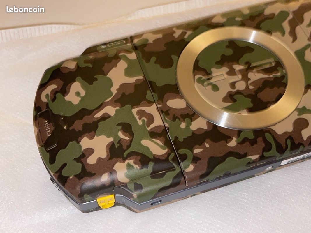 Metal Gear Portable Ops Plus – Édition Deluxe – Sony PSP – Japon 2007