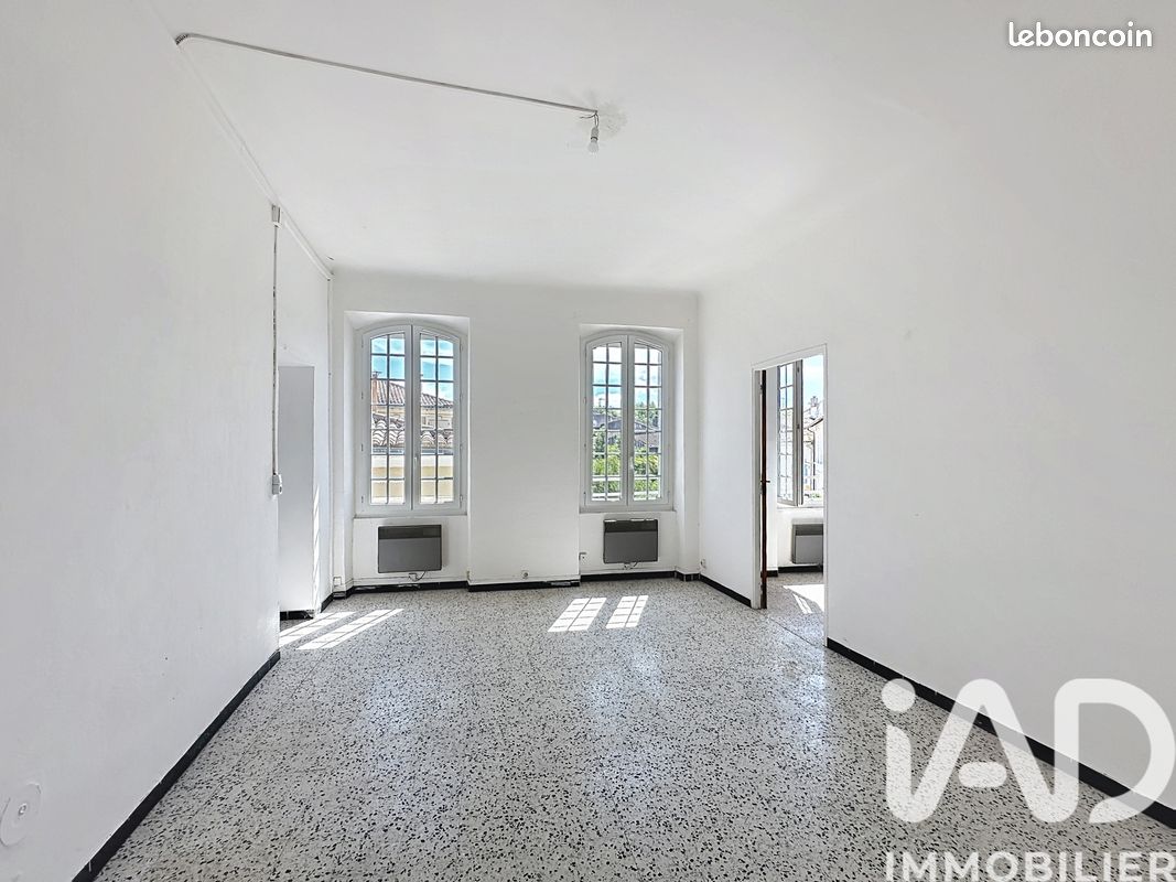 Appartement 3 pièces 75 m² · à Saint-Rémy-de-Provence · 75 m² · 291 000 €