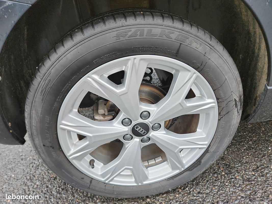 AUDI A1 Allstreet 30 TFSI 110 ch S tronic 7 Design (image 11)