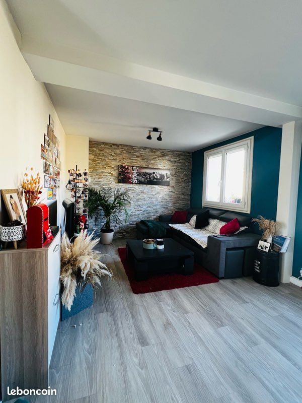 Appartement 3 pièces 67 m² · à Tassin-la-Demi-Lune · 67 m² · 1 200 €