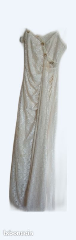 Robe de gala en dentelle ivoire (image 1)