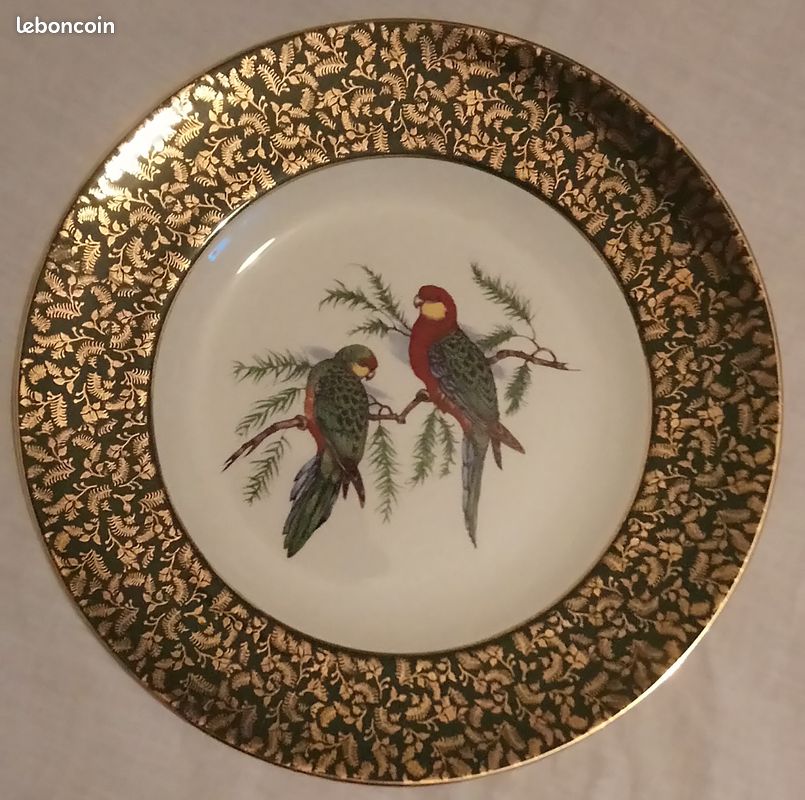 Rare paire d’assiettes décoratives anglaises porcelaine, signées Wood & Sons (image 1)