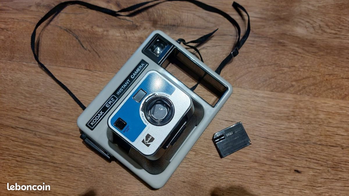 Appareil Photo Vintage Kodak Des Années 60 – Argentique, état D'usage