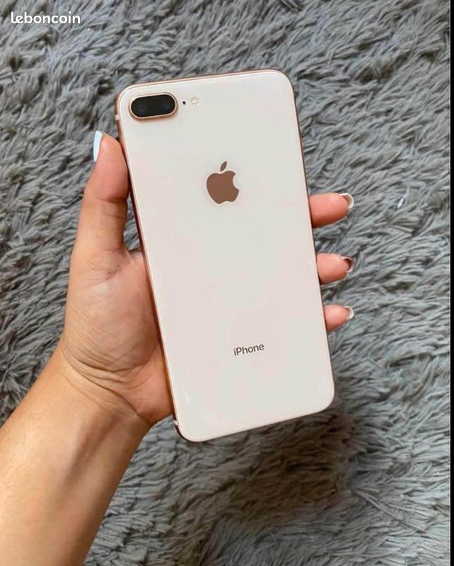 IPhone 8 Plus (image 1)