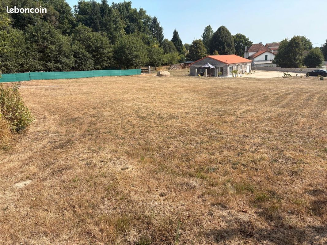 Terrain Paslieres · à Paslières · 33 000 €