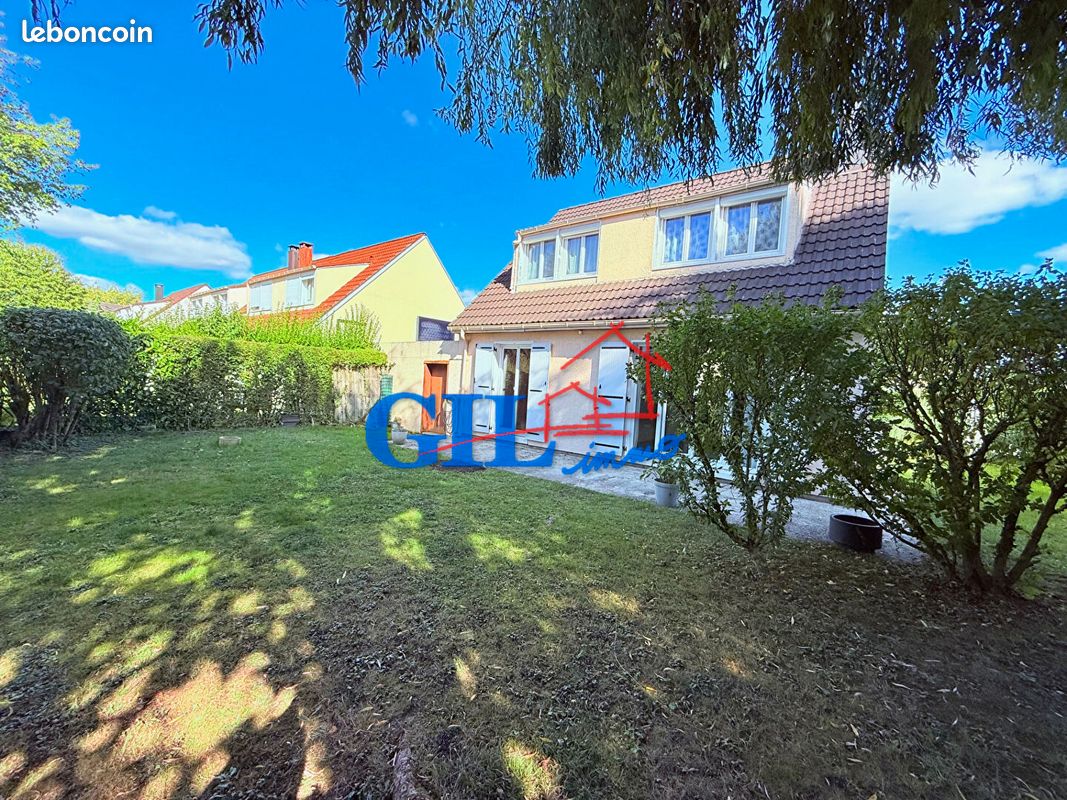 Maison 6 pièces 112 m² · à Savigny-le-Temple · 112 m² · 297 000 €
