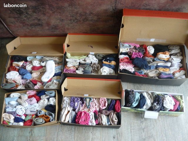 Grand choix de chaussettes (jusqu'au 31-34) (image 1)