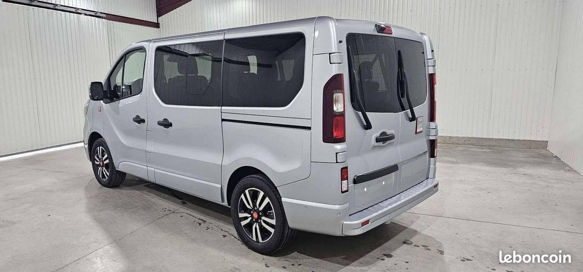 Renault Trafic Blue dCi 170 auto Techno L1 8 PL (image 3)