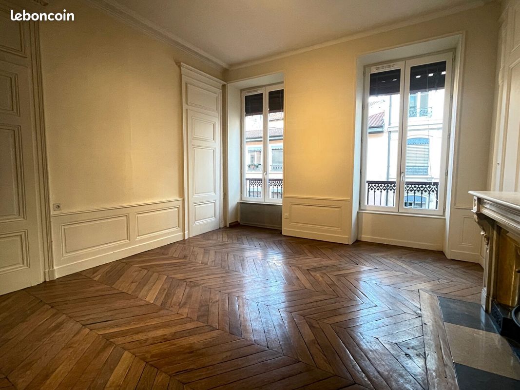 Appartement 2 pièces 55 m² · à Lyon · 55 m² · 1 079 €/mois