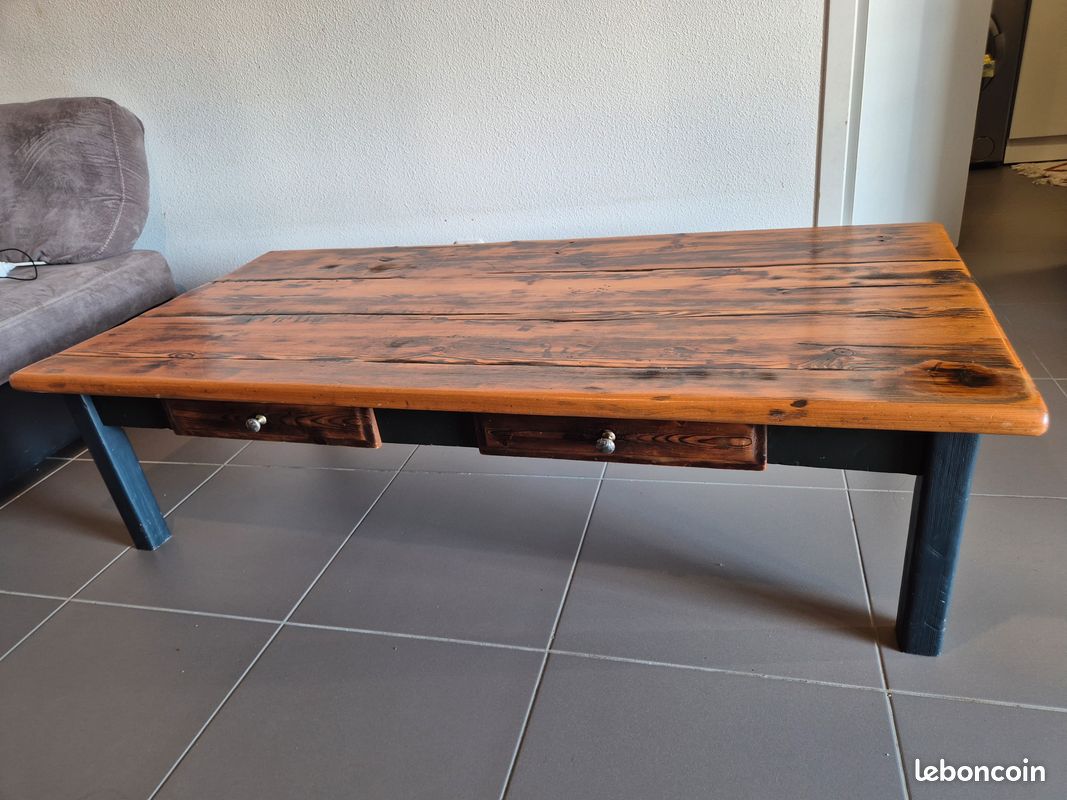 Table basse artisanal (image 1)