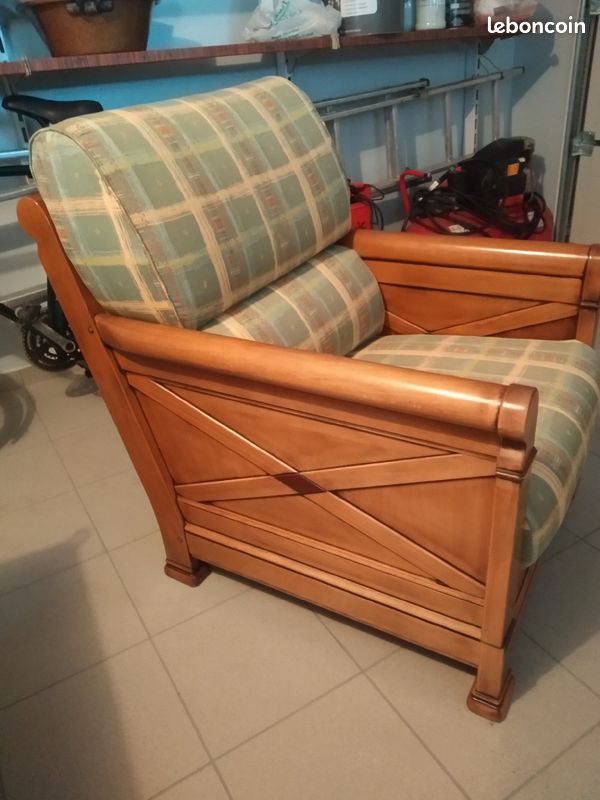 Fauteuil en merisier (image 1)