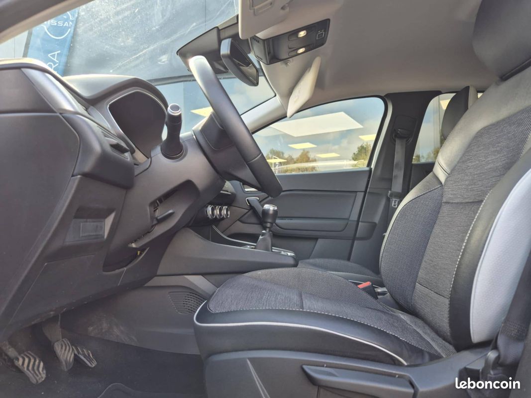 RENAULT Captur TCe 90 - 21 Intens (image 5)