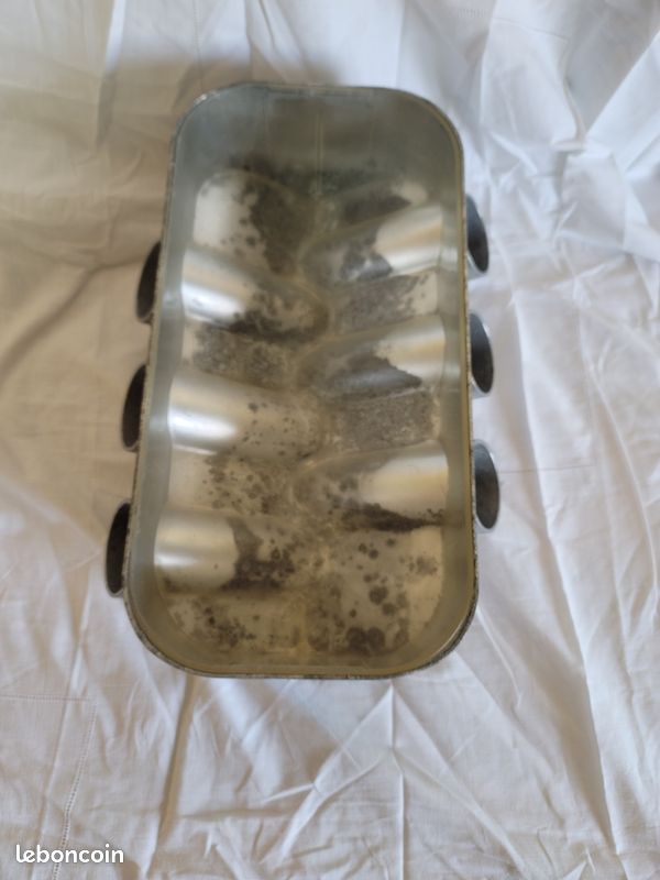 Bac a Glaçon Red Bull V6 Collection Rare (image 3)