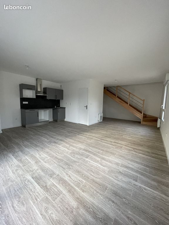 Appartement 3 pièces 74 m² · à Cormelles-le-Royal · 74 m² · 799 €