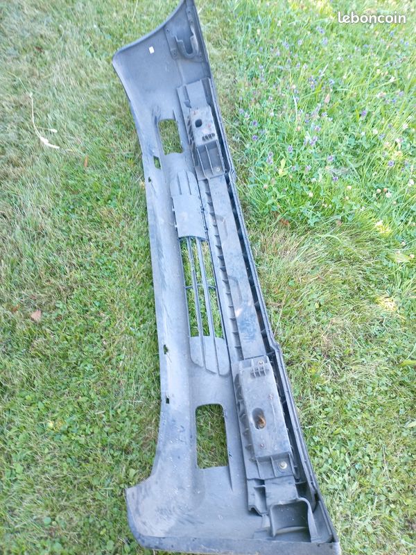 Pare choc avant 306 (image 2)