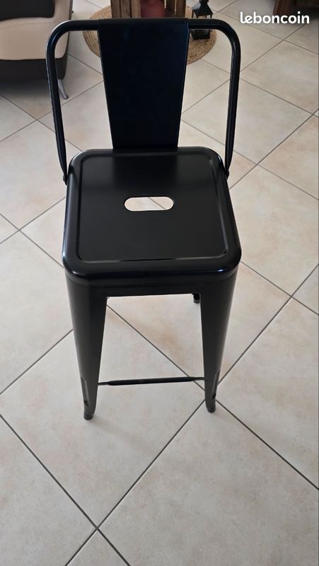 Tabouret de bar type industriel avec dossier (image 1)