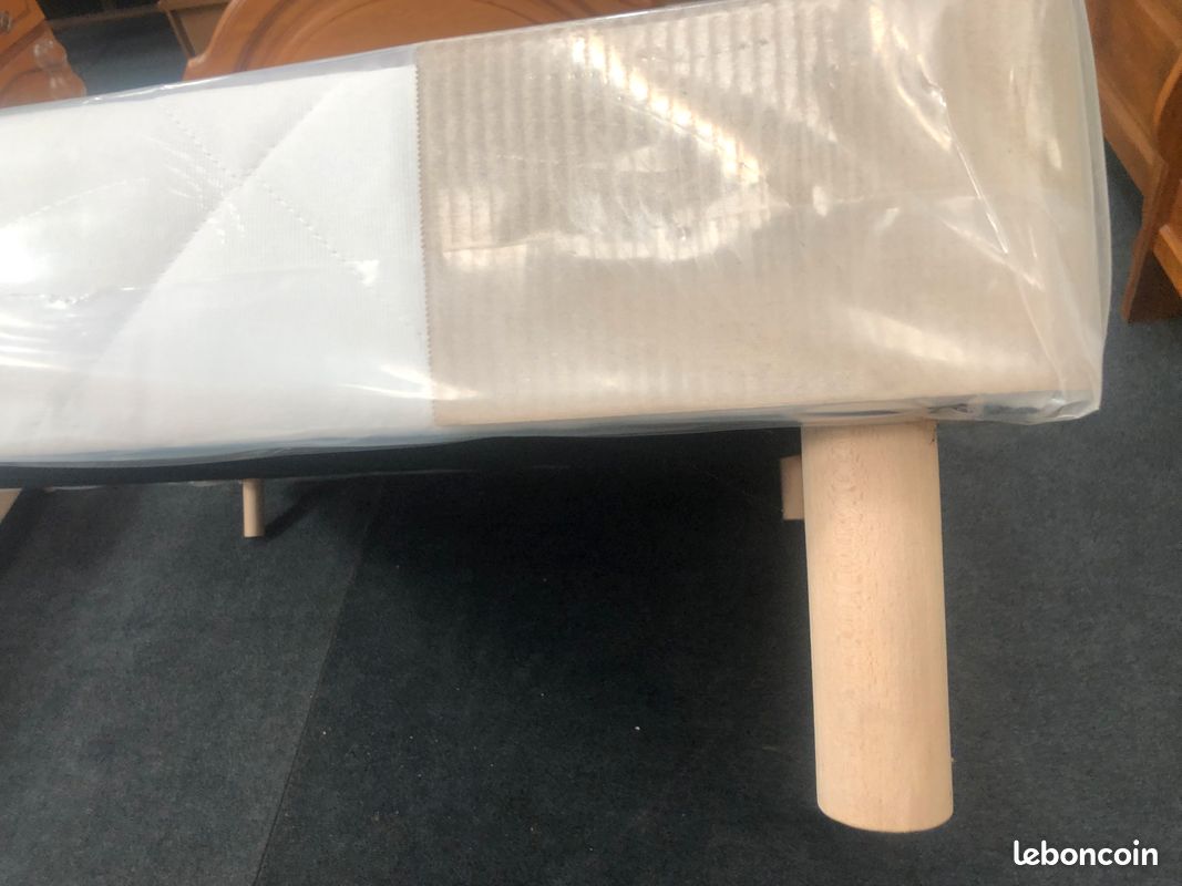 Sommier neuf 140 x 190 + 4 pieds (image 3)