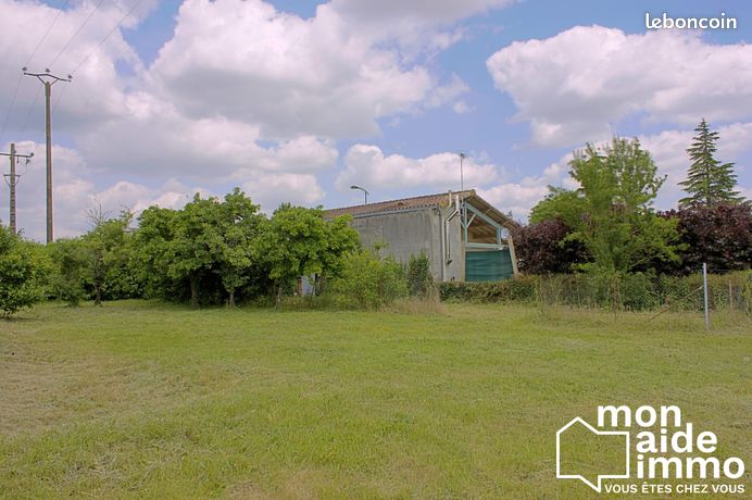 Terrain 640 m² Rives-d'Autise