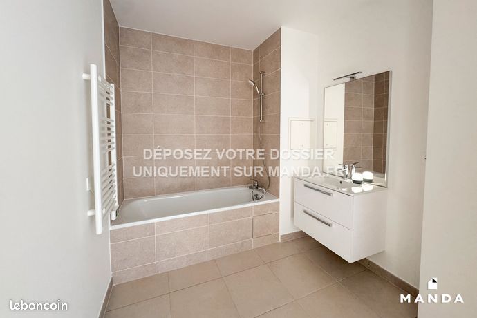 https://img.leboncoin.fr/api/v1/lbcpb1/images/a0/6a/7a/a06a7abcdbd3c822e58a4671f7e093d73be1e05e.jpg?rule=ad-image