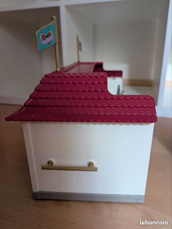 Écurie avec box Schleich (image 11)