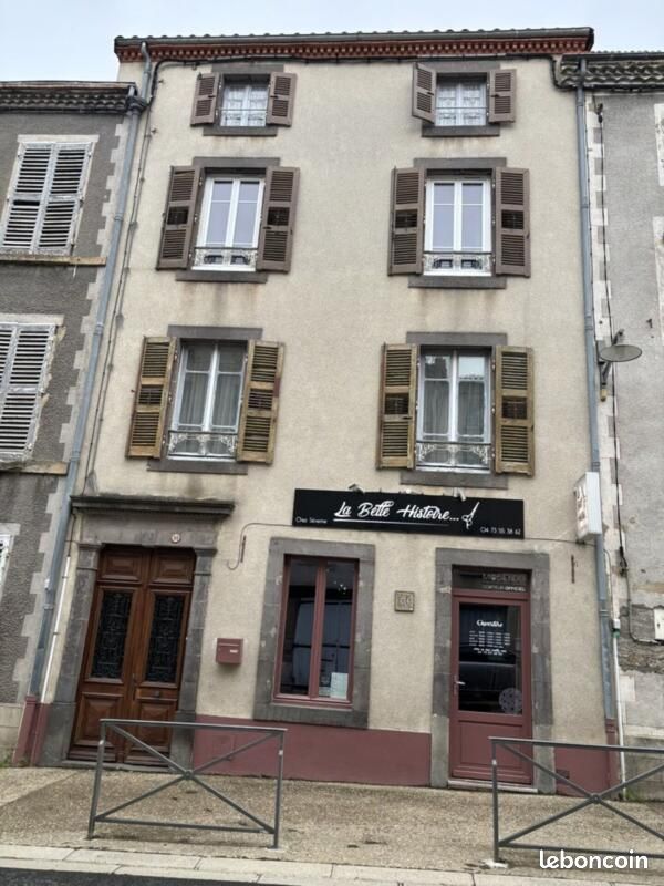 Maison 12 pièces 201 m² · aux Deux-Rives · 201 m² · 107 500 €