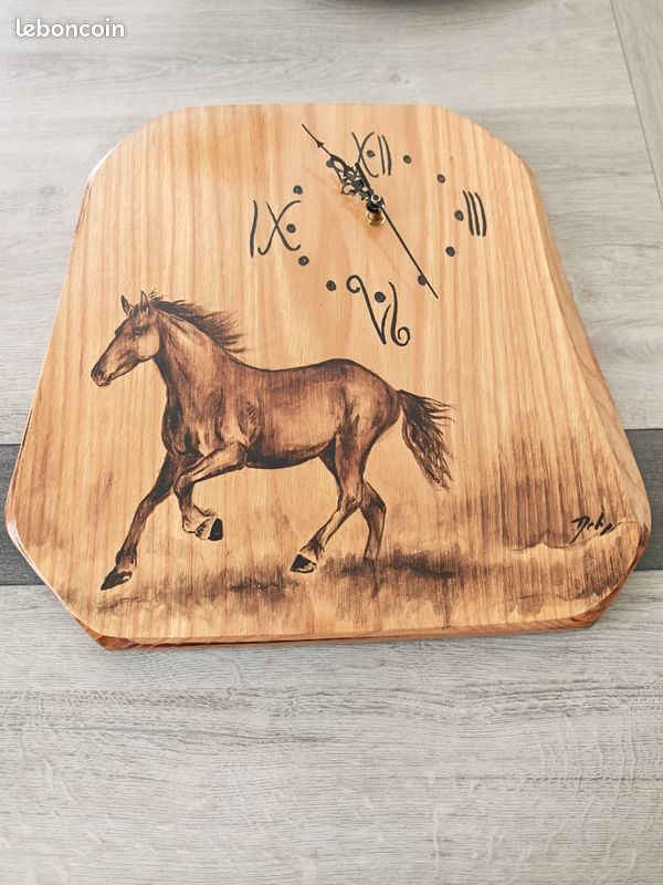 Horloge murale de style vintage en bois gris Bourke | Maisons du Monde