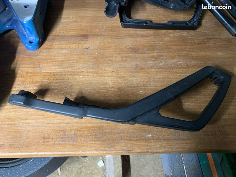 Poignée arrière gauche bmw r 1150 rt 2001-2004 (image 1)