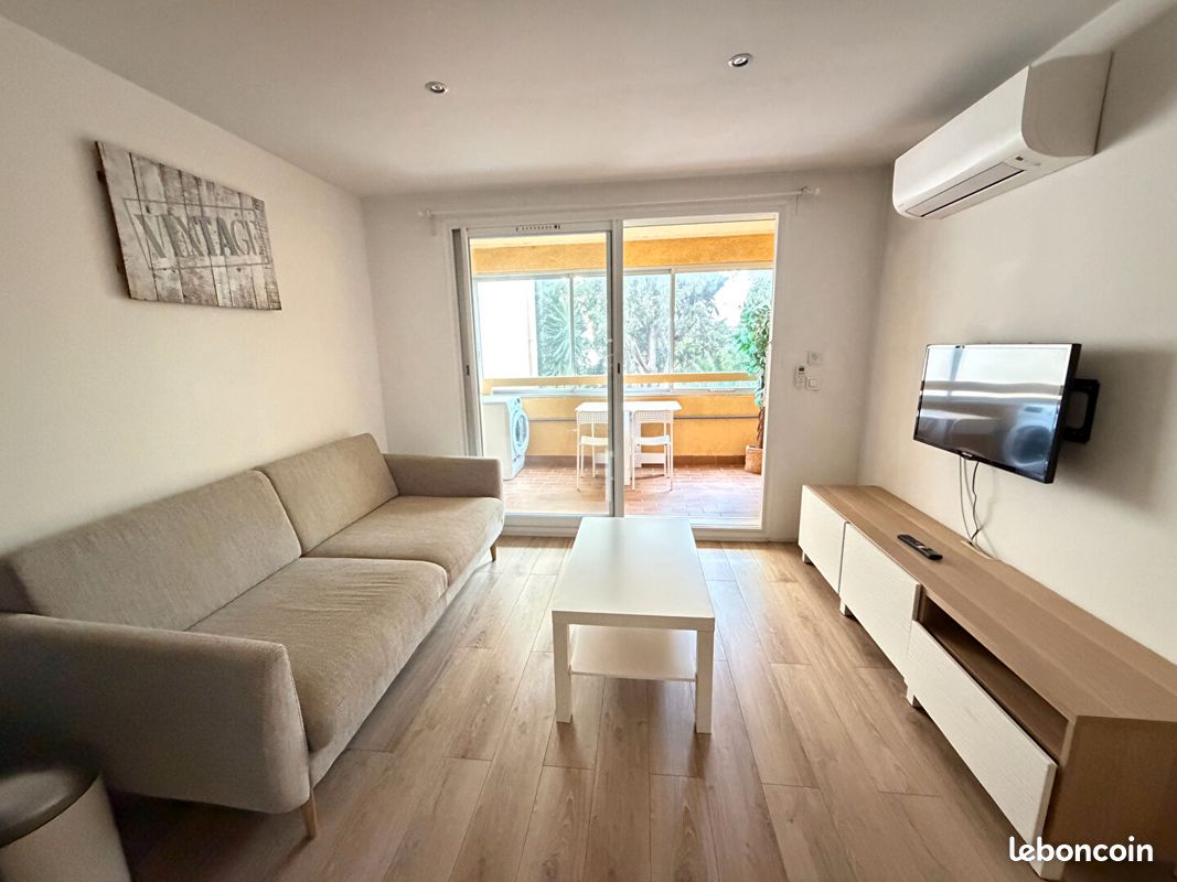 Appartement 2 pièces 29 m² · à Sanary-sur-Mer · 29 m² · 850 €/mois