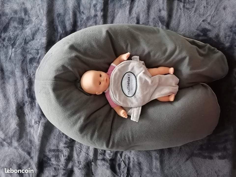 Coussin d'allaitement (image 1)