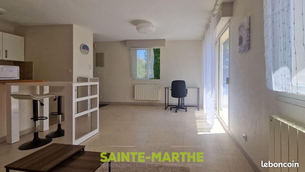 Appartement 1 pièce 32 m² · à Niort · 32 m² · 427 €