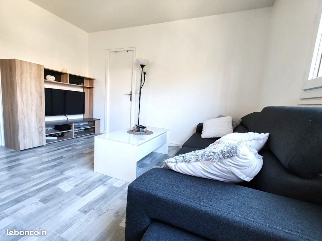 Appartement a louer saint-ouen-l'aumone - 2 pièce(s) - 41 m2 - Surfyn