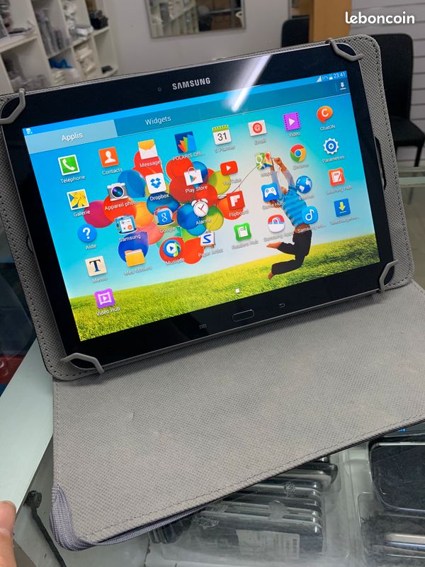 Tablette samsung 10' (image 1)