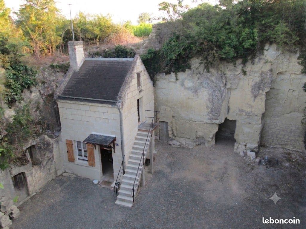 Maison 3 pièces 87 m² · à Beaumont-en-Véron · 87 m² · 128 000 €