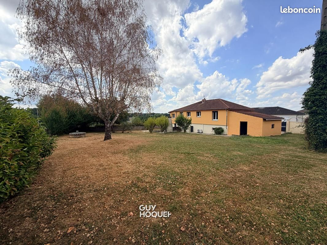 Maison 5 pièces 112 m² · à Montceau-les-Mines · 112 m² · 1 150 €/mois