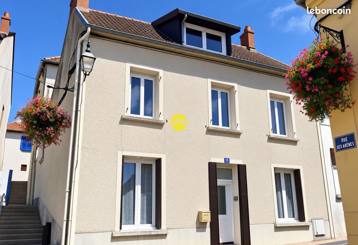 Immeuble 3 pièces 130 m² · à Néris-les-Bains · 130 m² · 67 500 €