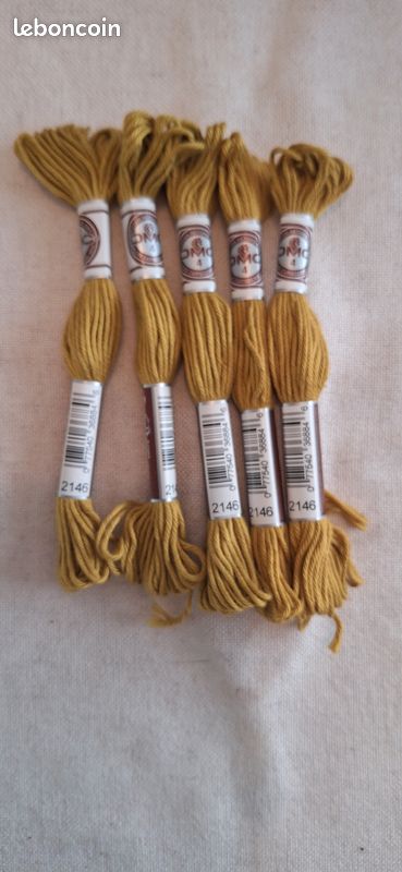 5 retors mat dmc coloris 2146 canevas et bracelet (image 1)
