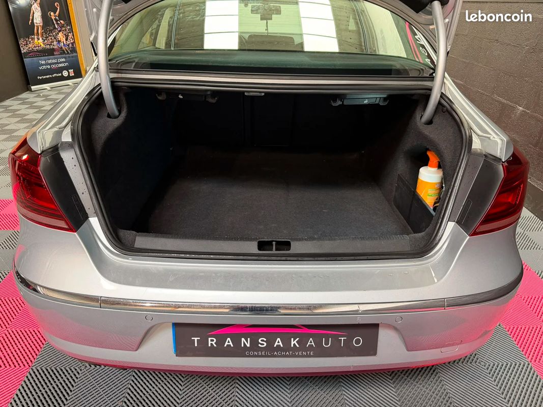 Volkswagen Passat CC 2.0 TDI 150ch BVM6 Business - Entretien à jour - Carplay - Embrayage et distribution Neuf - Radar AV/AR - Sièges électriques (image 18)