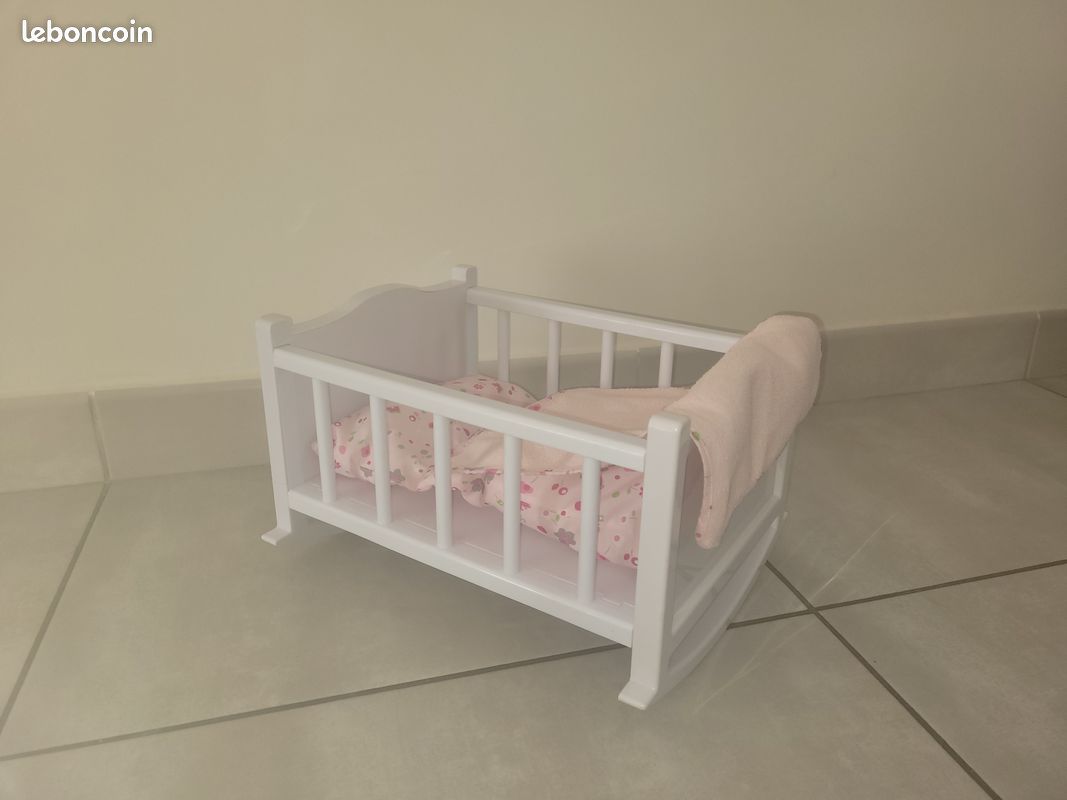Berceau jouet enfant (image 1)