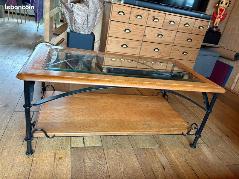 Table basse artisanale en fer forgé (image 1)