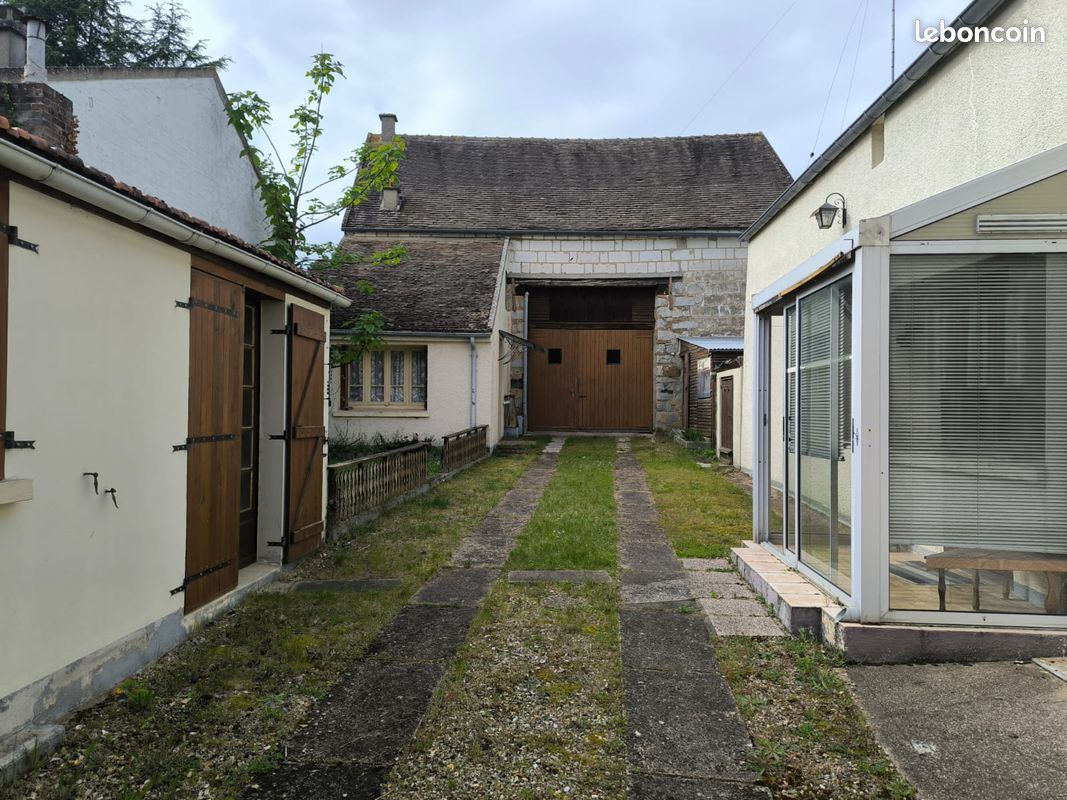 Maison 4 pièces 73 m² · à Michery · 73 m² · 90 000 €