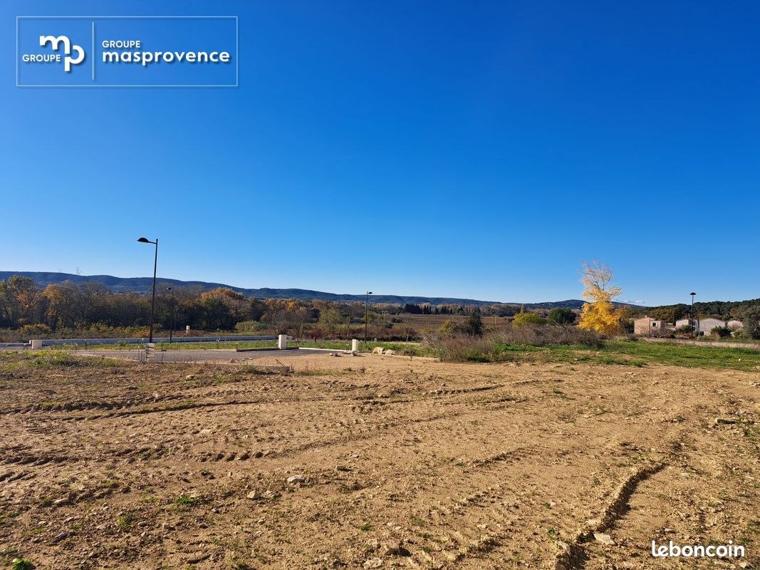 Terrain à bâtir de 491 m² à LAUDUN-L'ARDOISE (30) · 103 110 €