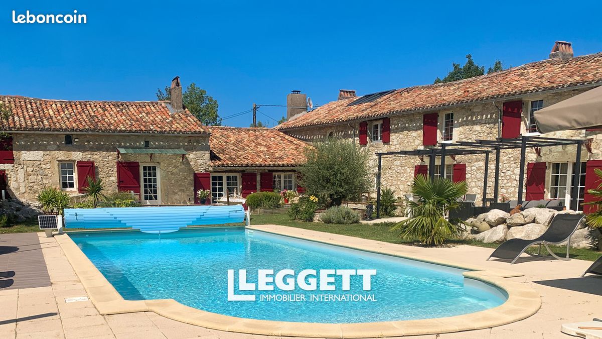 Maison 8 pièces 415 m² · à Espiens · 415 m² · 598 000 €