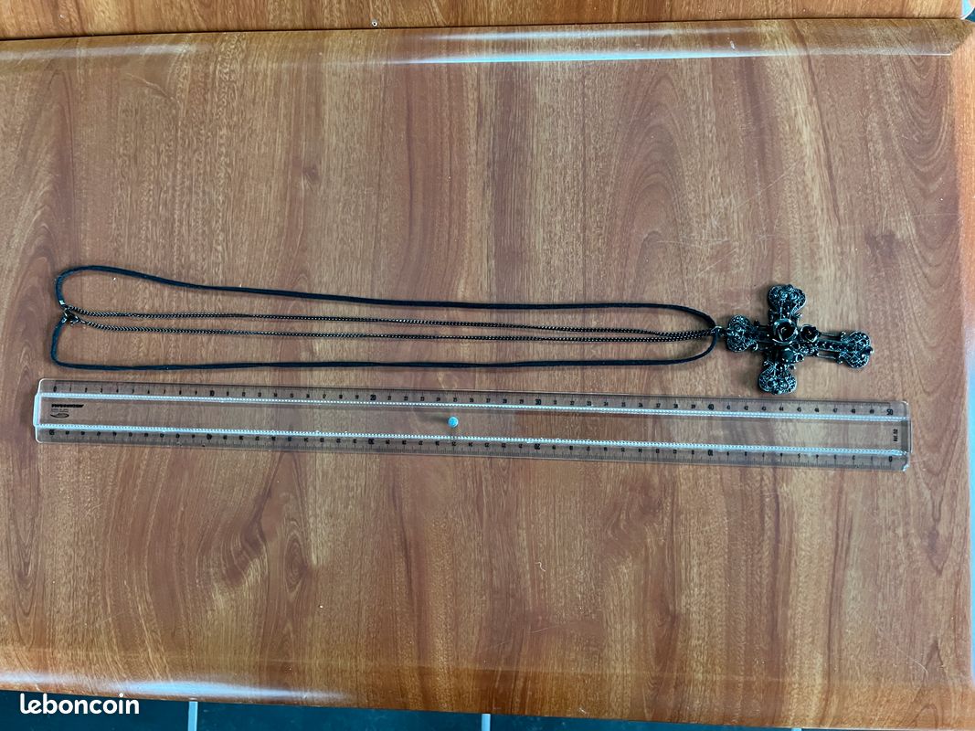 Pendentif Croix Tête De Mort • Satan Shop