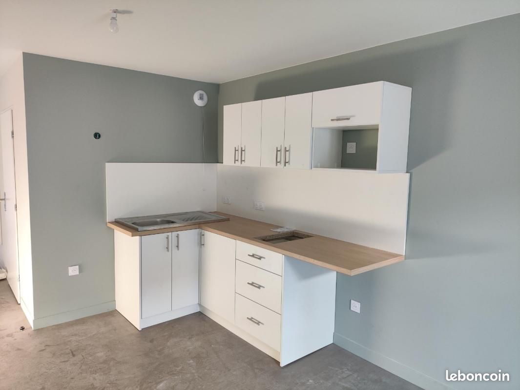 Appartement 1 pièce 32 m² · à Grenoble · 32 m² · 590 €
