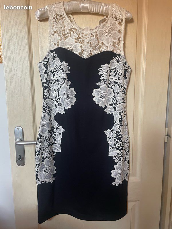 Robe Body Flirt Multicolore - Longueur Genou, Style évasé, Taille 38, Neuve Sans étiquettes