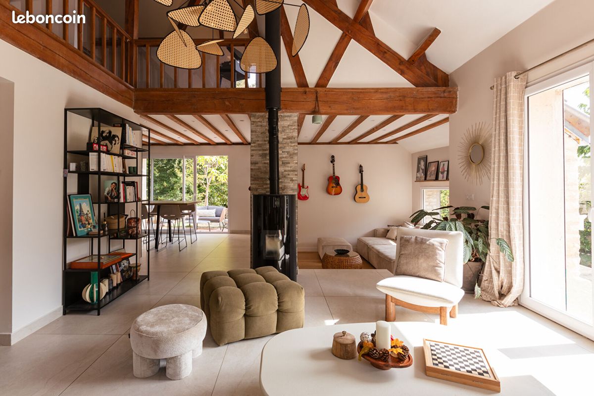 Maison 9 pièces 280 m² · à Jouy-Mauvoisin · 280 m² · 840 000 €