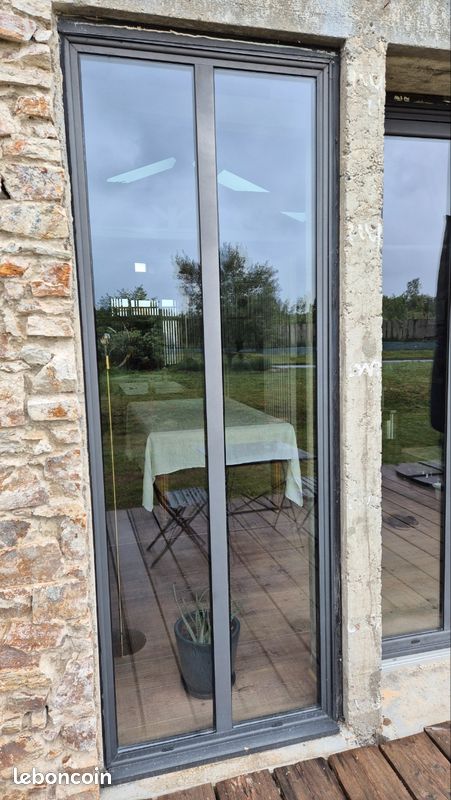 Fenêtre aluminium (image 1)